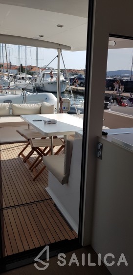 Bali 4.5 - Yacht Charter Sailica
