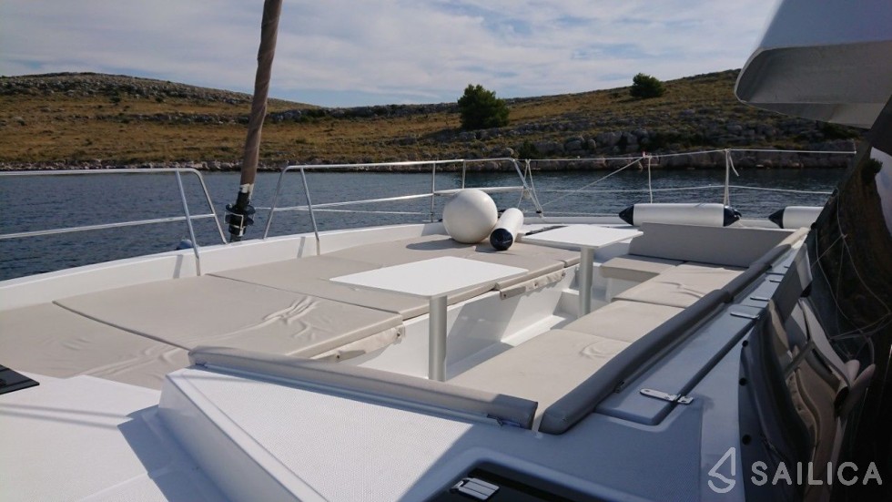 Bali 4.5 - Yacht Charter Sailica