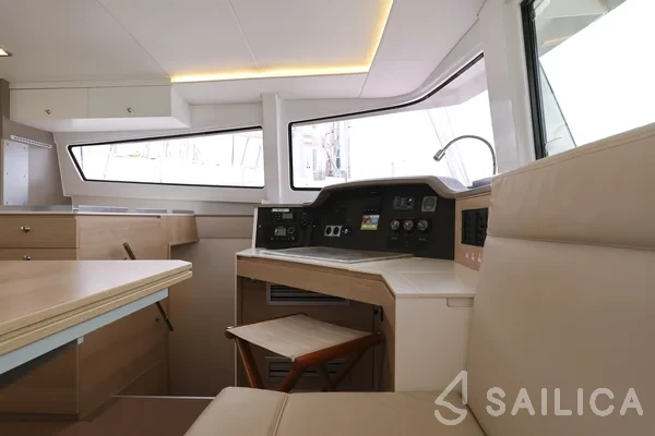 Bali 4.5 - Yacht Charter Sailica