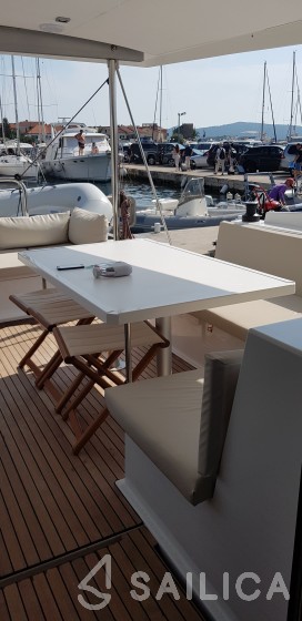 Bali 4.5 - Yacht Charter Sailica