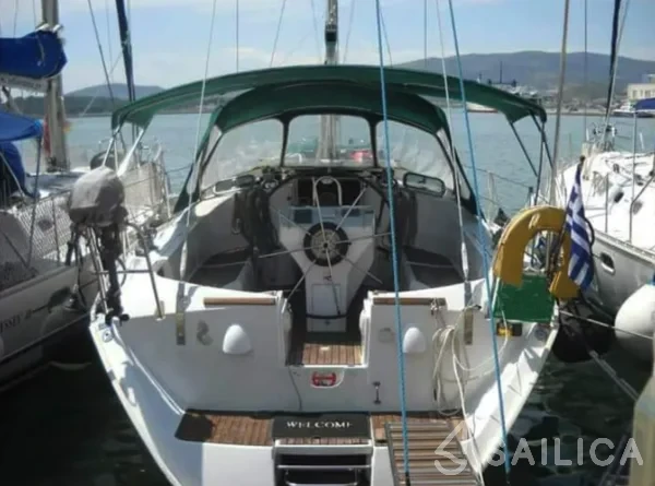 Oceanis 38.1 - Yacht Charter Sailica