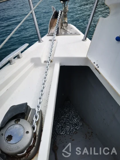 First 35 - Yacht Charter Sailica