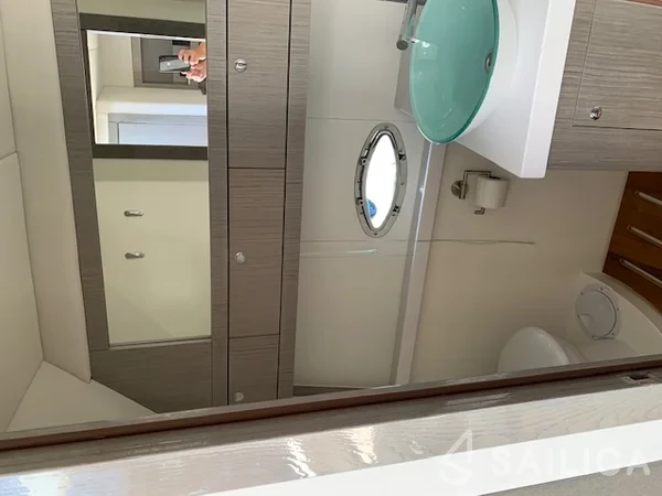 Mirakul 40 - Yacht Charter Sailica