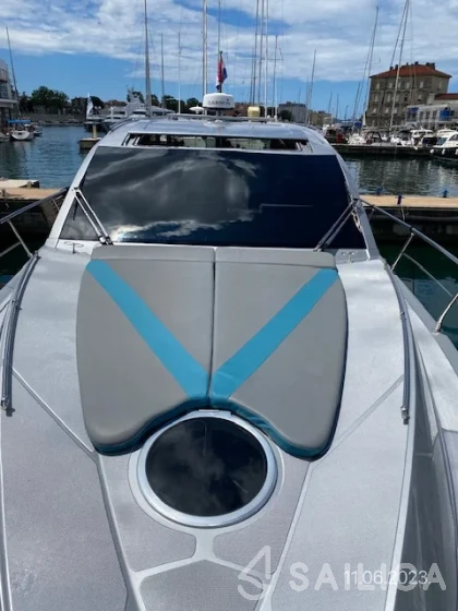 Mirakul 40 - Yacht Charter Sailica
