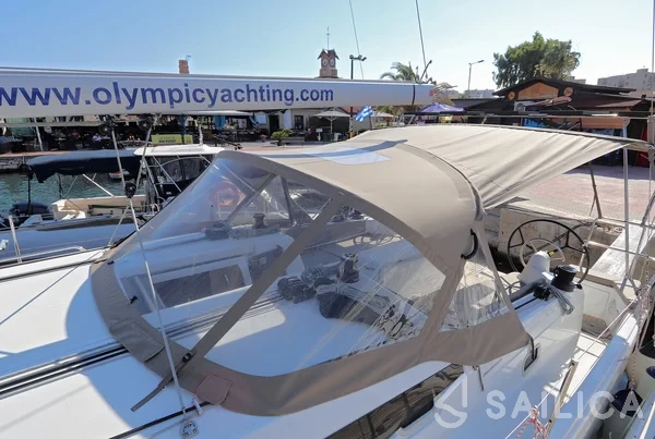 Sun Odyssey 410 - Yacht Charter Sailica