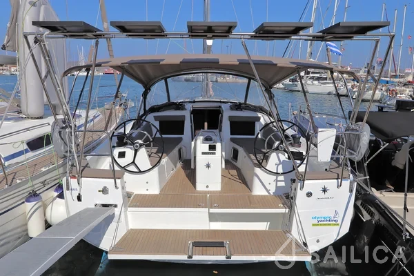 Sun Odyssey 410 - Yacht Charter Sailica
