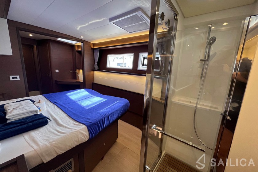 Lagoon 52F - Yacht Charter Sailica