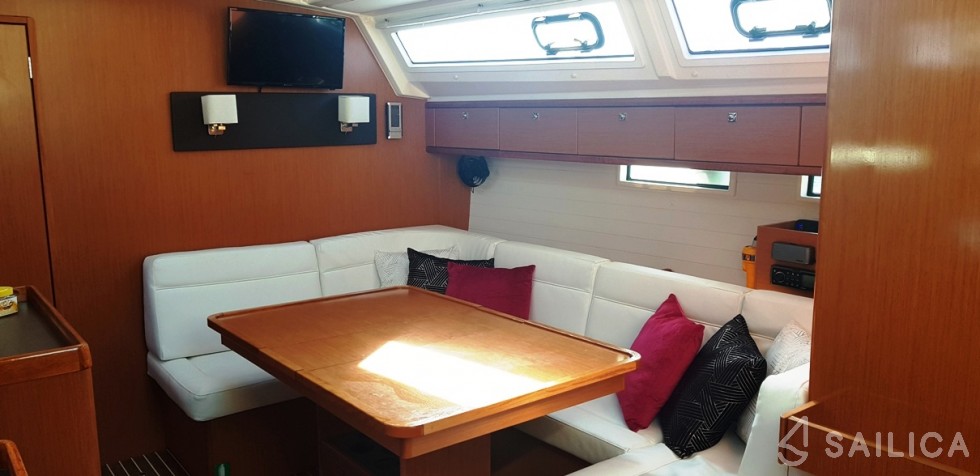 Bavaria 46 Cruiser - Yacht Charter Sailica