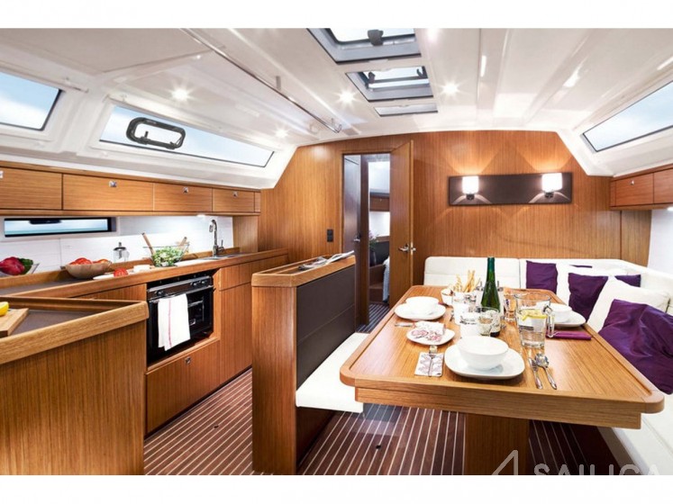 Bavaria 46 Cruiser - Yacht Charter Sailica
