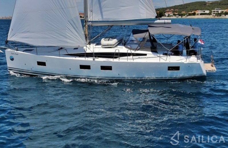 Jeanneau 54 - Yacht Charter Sailica