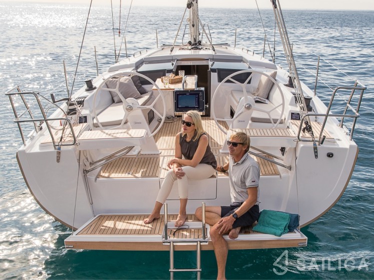 Hanse 418 - Yacht Charter Sailica