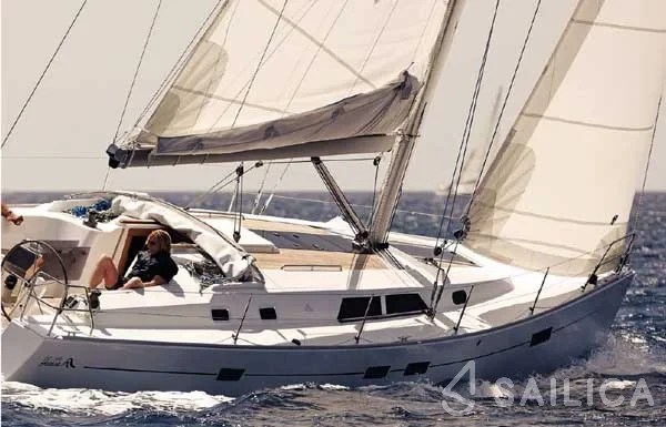 Hanse 430 - Yacht Charter Sailica