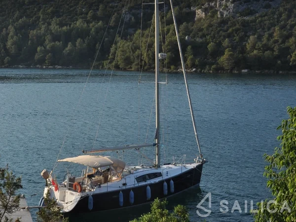 Oceanis 40 - Yacht Charter Sailica