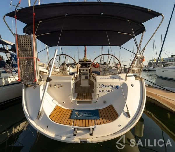 Bavaria 44 - Yacht Charter Sailica