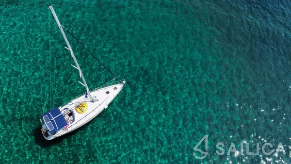 Bavaria 44 - Yacht Charter Sailica