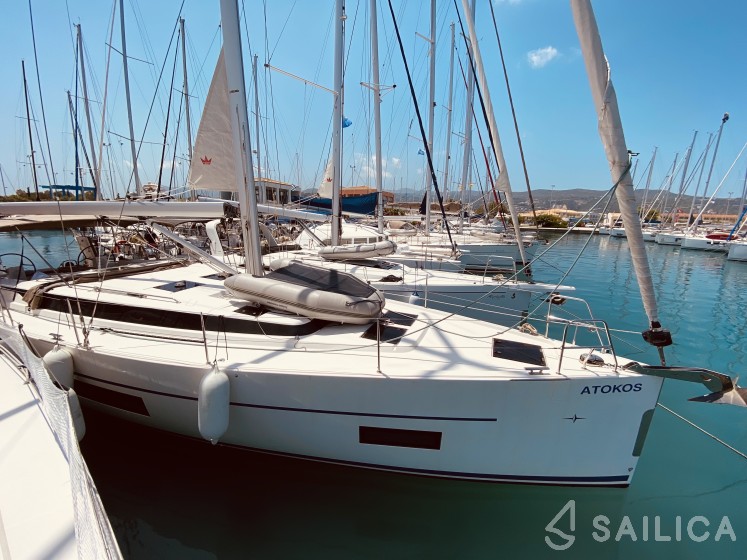 Bavaria C45 - Yacht Charter Sailica