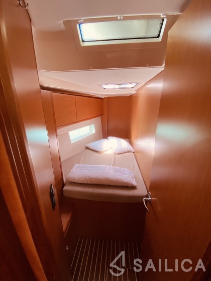 Bavaria C45 - Yacht Charter Sailica