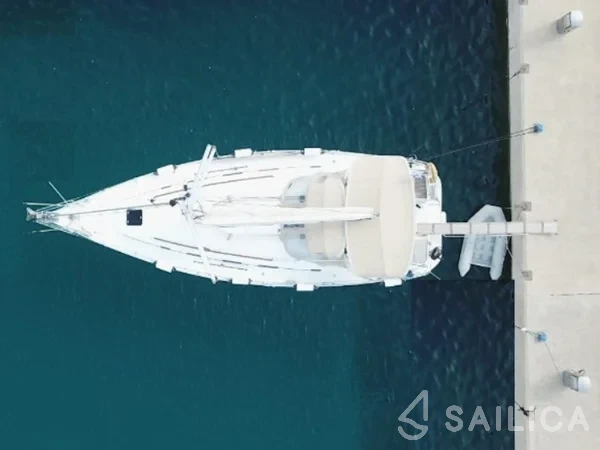 Cyclades 39.3 - Yacht Charter Sailica