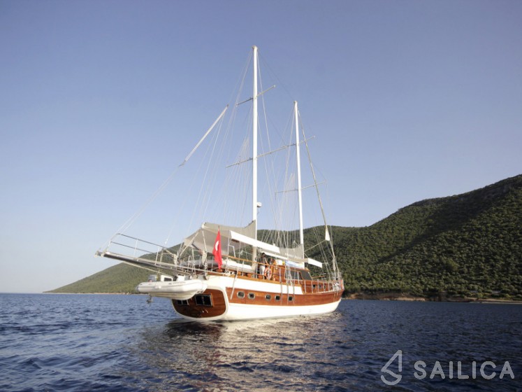 Gulet - Yacht Charter Sailica
