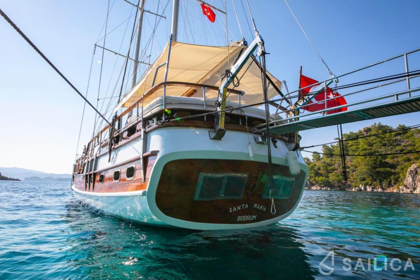 Gulet - Yacht Charter Sailica