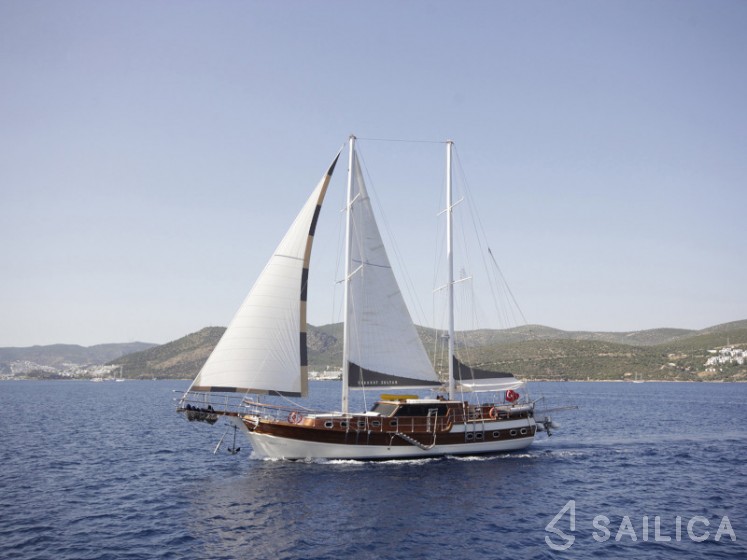 Gulet - Yacht Charter Sailica