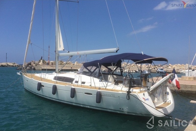 Oceanis 50 - Yacht Charter Sailica