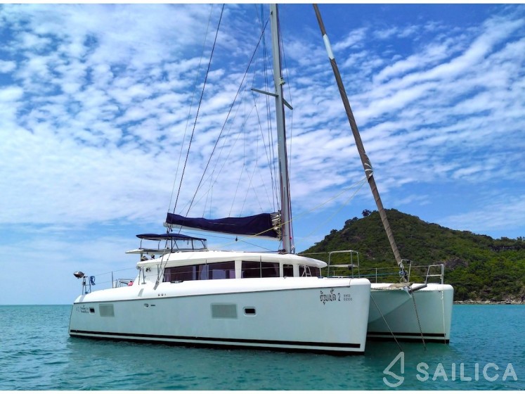 Lagoon 421 - Yacht Charter Sailica