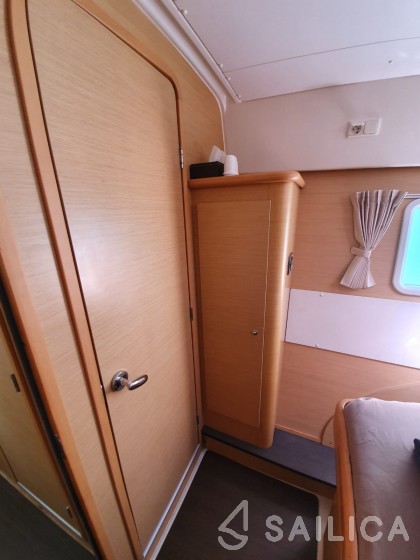 Lagoon 421 - Yacht Charter Sailica
