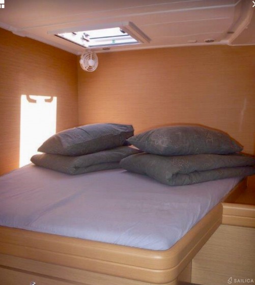 Lagoon 421 - Yacht Charter Sailica