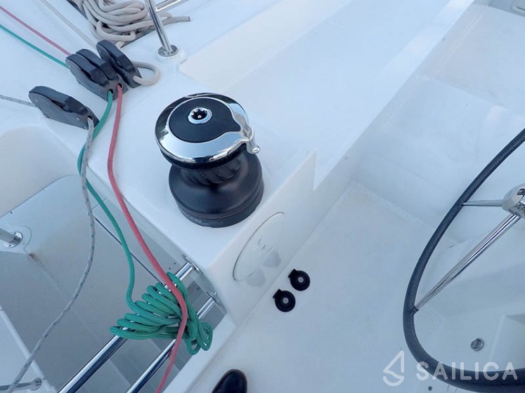 Lagoon 450 - Yacht Charter Sailica
