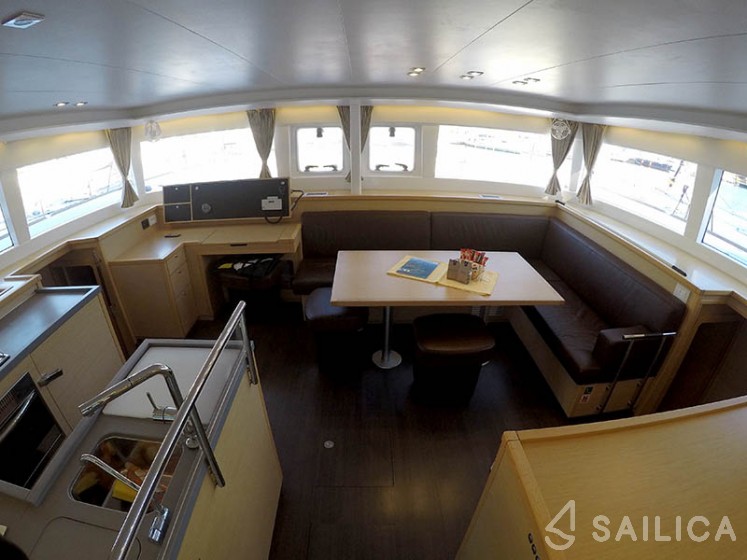 Lagoon 450 - Yacht Charter Sailica
