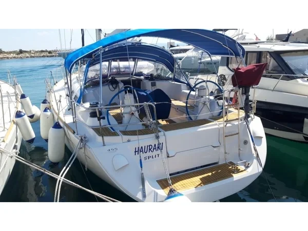 Dufour 455 Grand Large - Yacht Charter Sailica