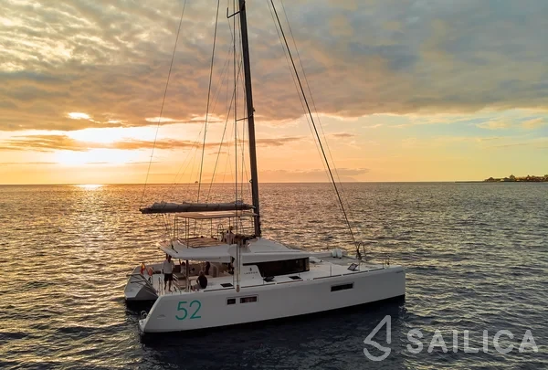 Lagoon 52F - Yacht Charter Sailica