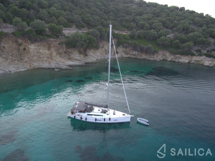 Dufour 460 GL - Yacht Charter Sailica