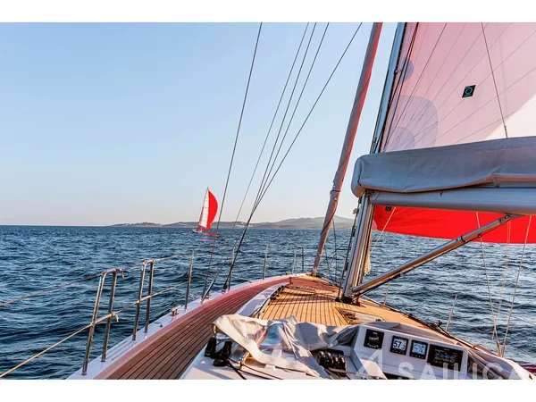 X4-6 - Yacht Charter Sailica