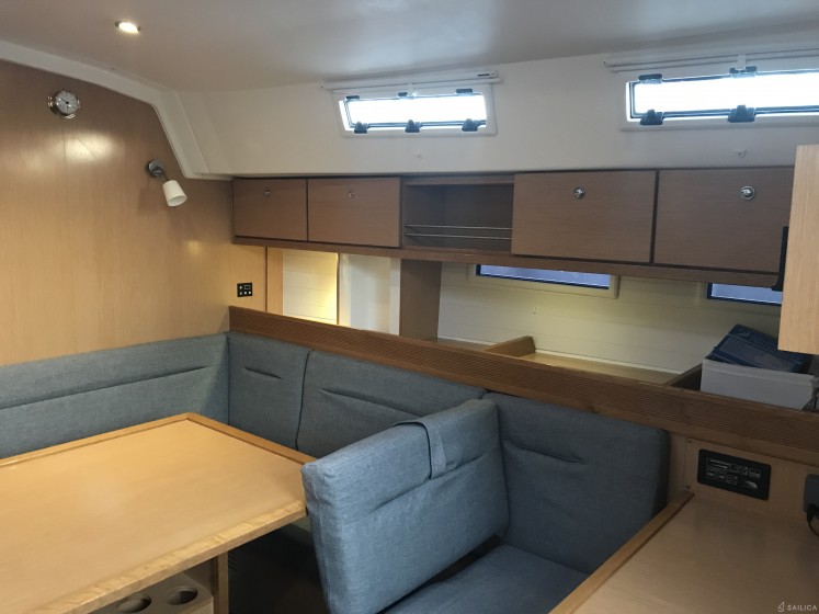 Bavaria 45 Cruiser - Yacht Charter Sailica