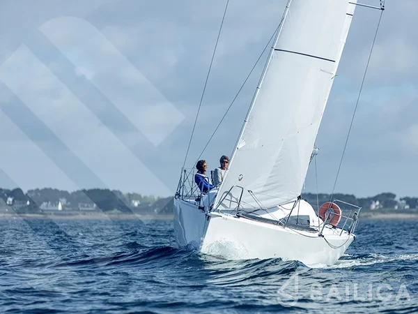 Sun Fast 3200 - Yacht Charter Sailica