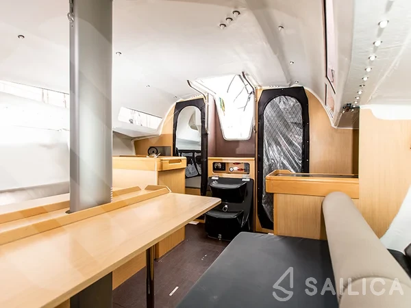 Sun Fast 3200 - Yacht Charter Sailica