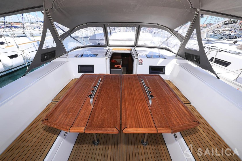 Bavaria C45 Style - Yacht Charter Sailica