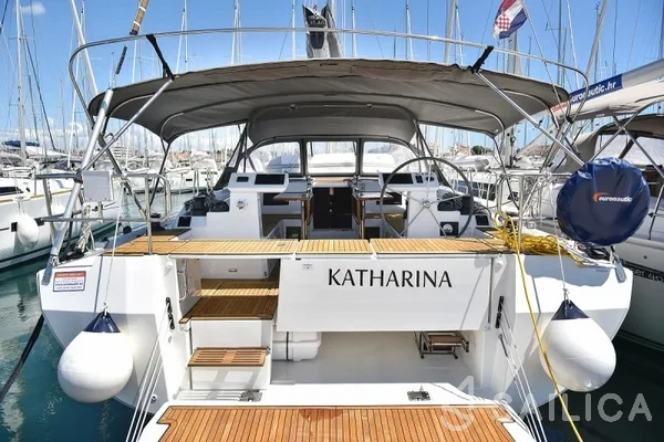 Bavaria C45 Style - Yacht Charter Sailica