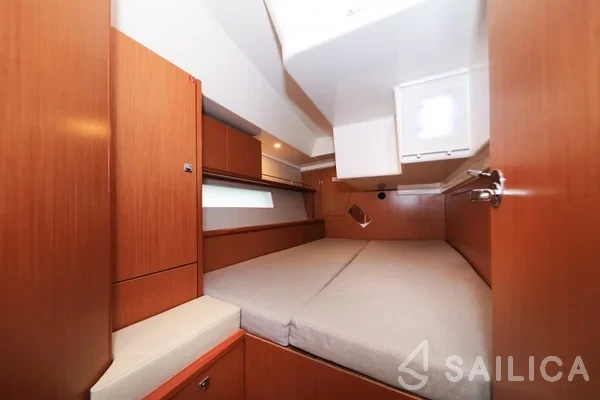Bavaria C45 Style - Yacht Charter Sailica