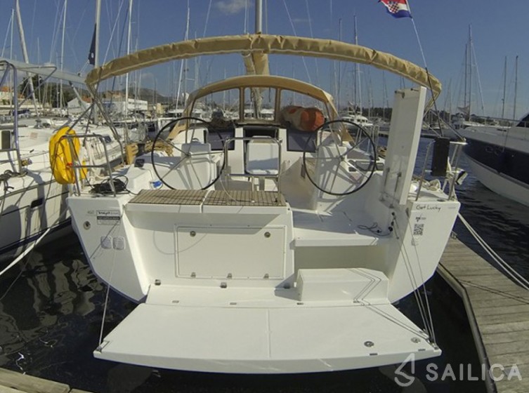 Dufour 460 GL - Yacht Charter Sailica