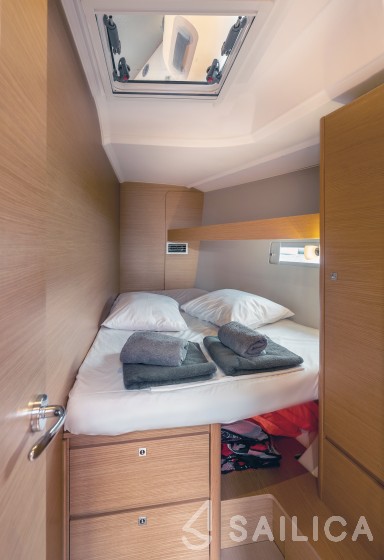 Dufour 460 GL - Yacht Charter Sailica