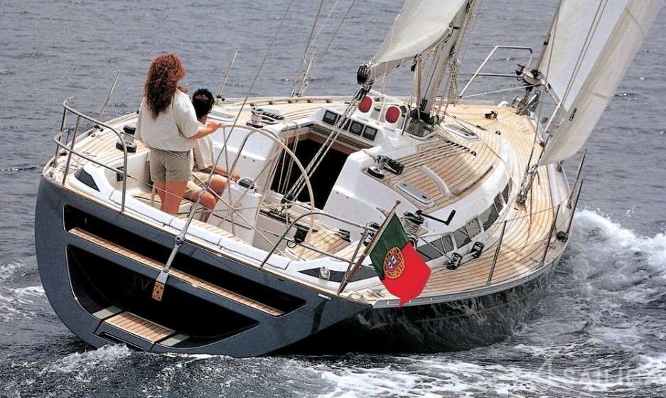 Grand Soleil 43 - Yacht Charter Sailica