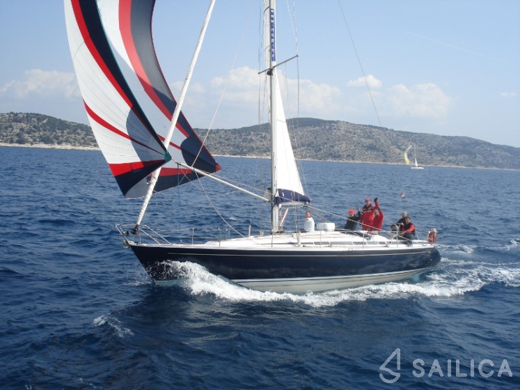 Grand Soleil 43 - Yacht Charter Sailica