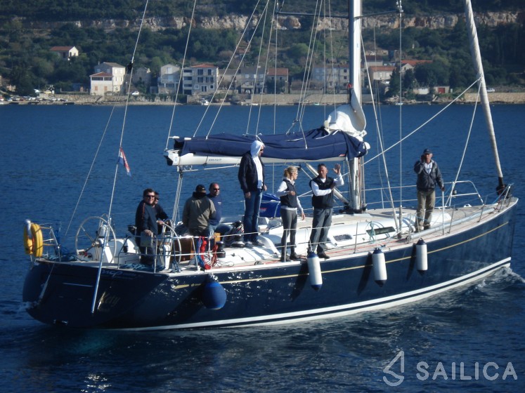 Grand Soleil 50 - Yacht Charter Sailica