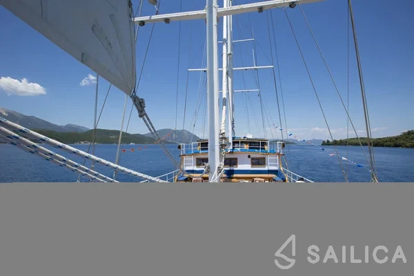 Gulet - Yacht Charter Sailica