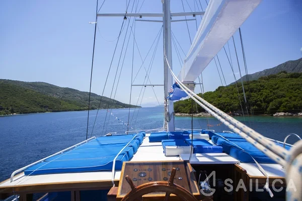 Gulet - Yacht Charter Sailica