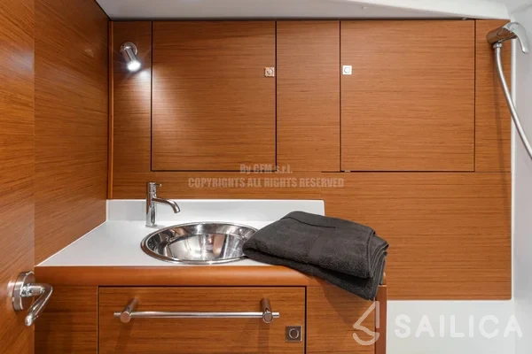 Sun Odyssey 449 - Yacht Charter Sailica
