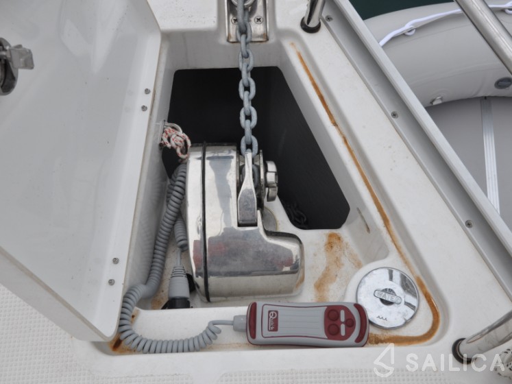 Bavaria 37 Cruiser - Yacht Charter Sailica